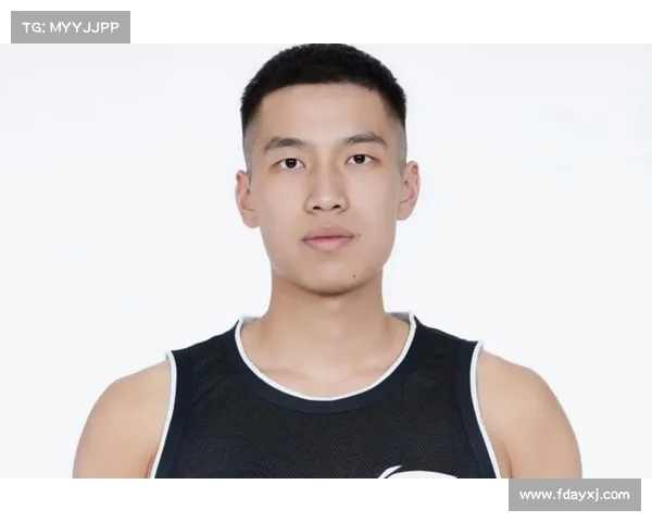 在哇哦声中迷失自我 杜博阳的训练日常揭秘